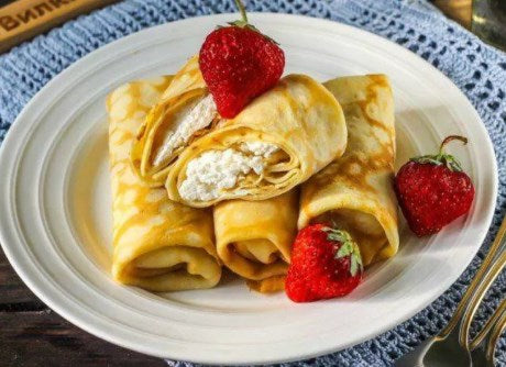 Pfannkuchen mit süßem Käse